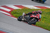 motorbikes;no-limits;peter-wileman-photography;portimao;portugal;trackday-digital-images